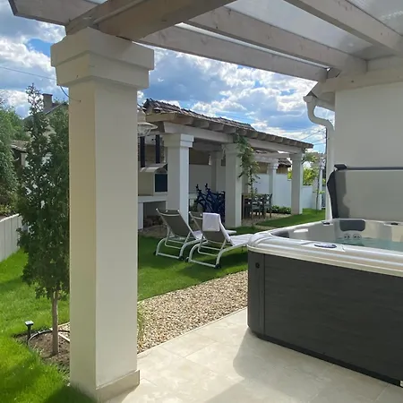 Piccola Grande Casa * Matraterenye